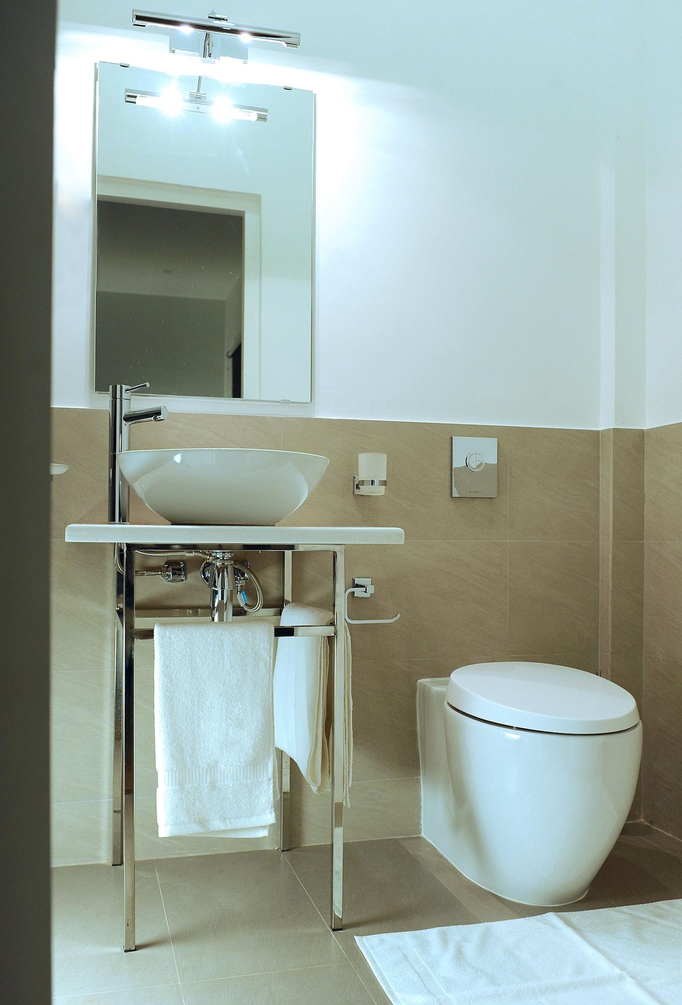 Blue Water Boutique Hotel Negombo Exterior photo