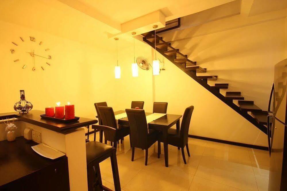 Blue Water Boutique Hotel Negombo Exterior photo